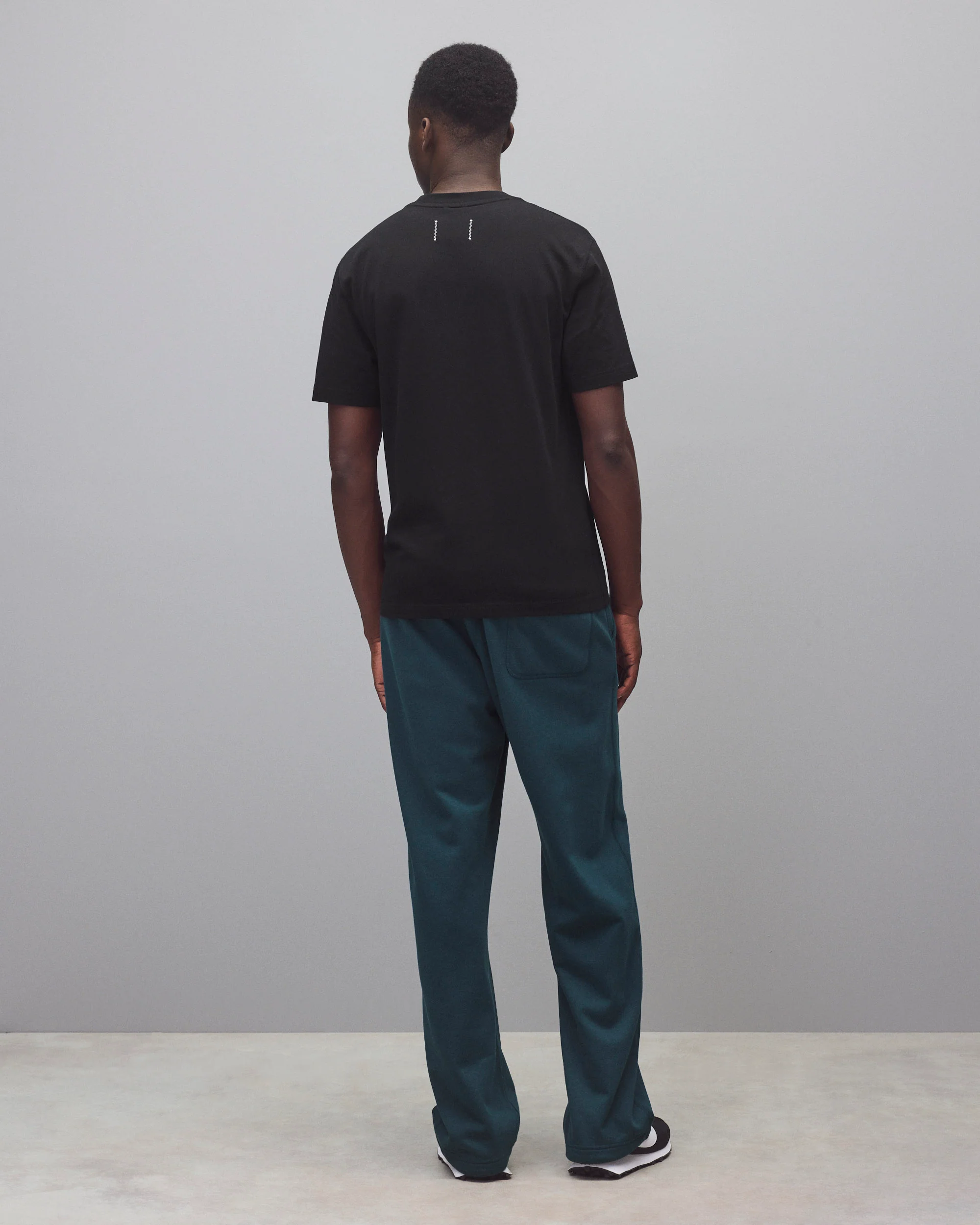 Midweight Jersey Standard Pocket T-Shirt - Image 5