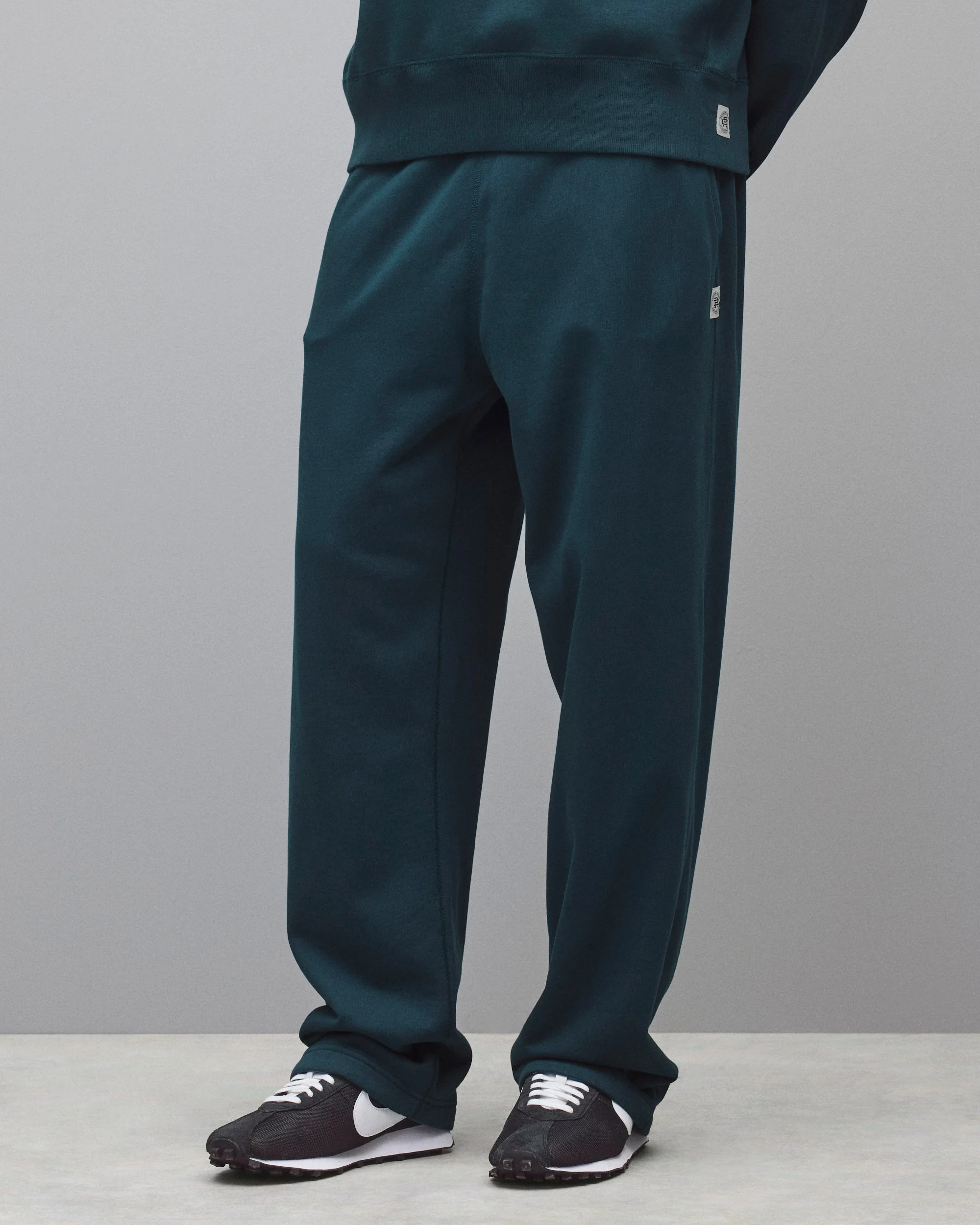 Midweight Terry Relaxed Sweatpant - Image 3